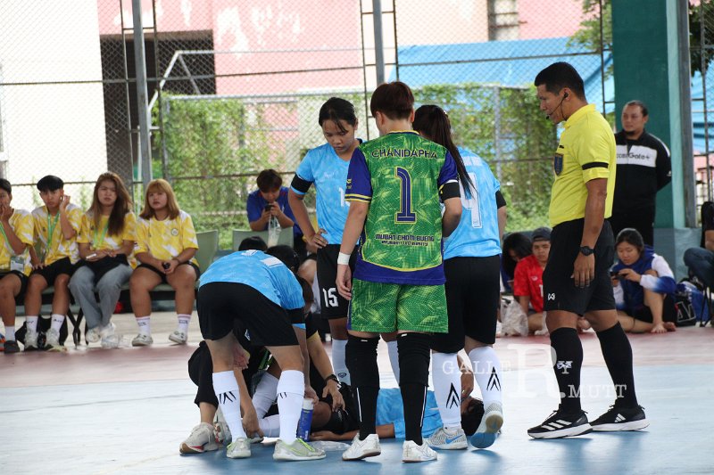 20251117-Futsal-Album01-026_result.jpg