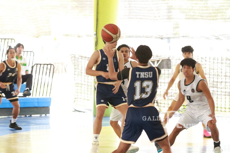 20251118-basketball-AM-N106.JPG