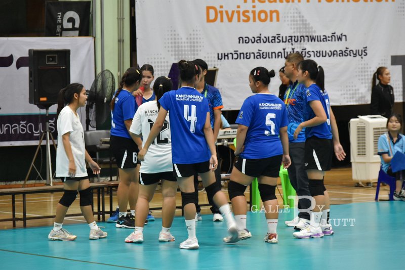 20251118-volleyballl-PM-113.jpeg