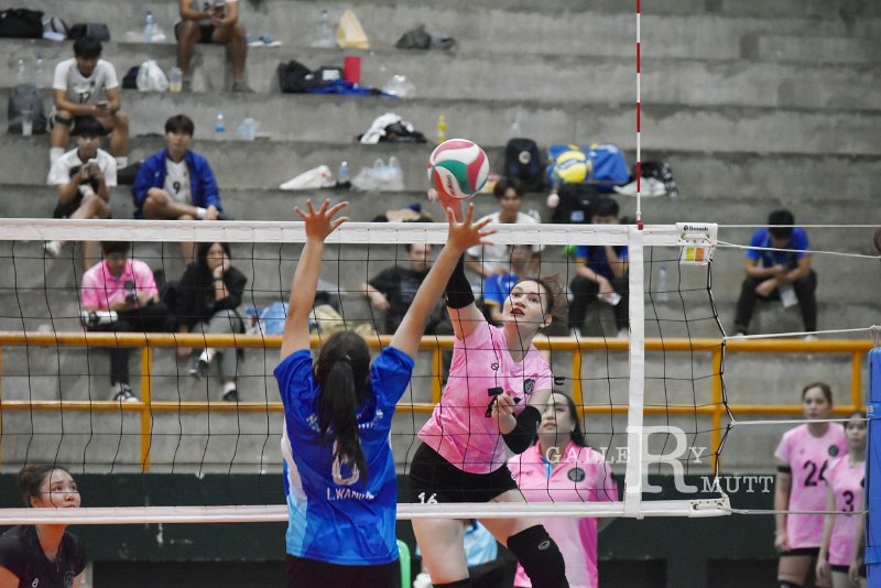 20251118-volleyballl-PM-122.jpeg