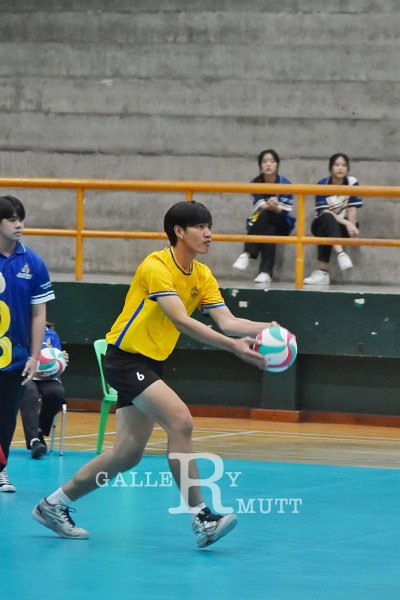 20251119-volleyballl-AM-100.jpeg