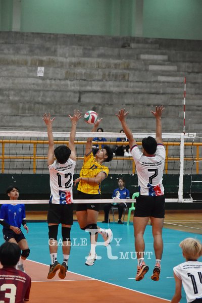 20251119-volleyballl-AM-108.jpeg