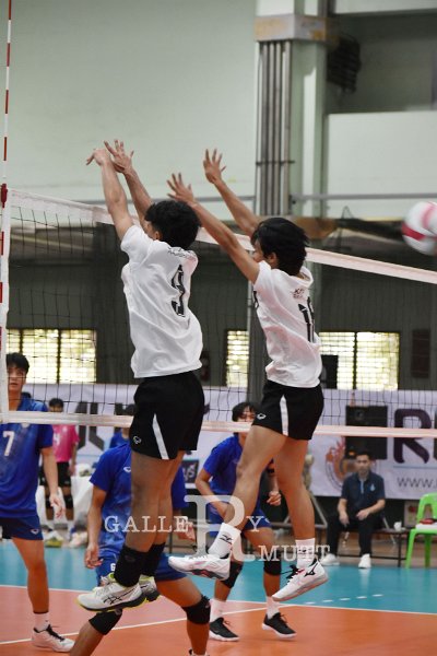 20251119-volleyballl-AM-127.jpeg