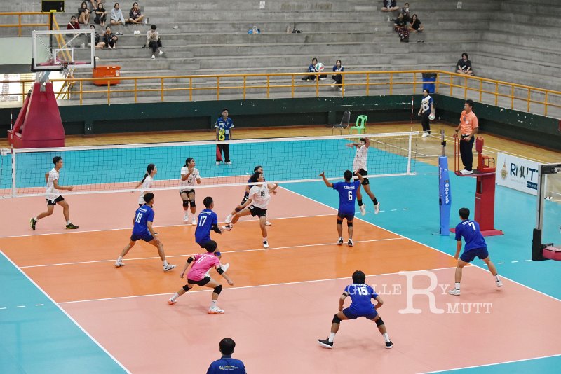 20251119-volleyballl-AM-N114.jpeg