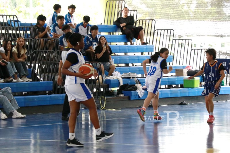 20251120-basketballl-PM-111.JPG