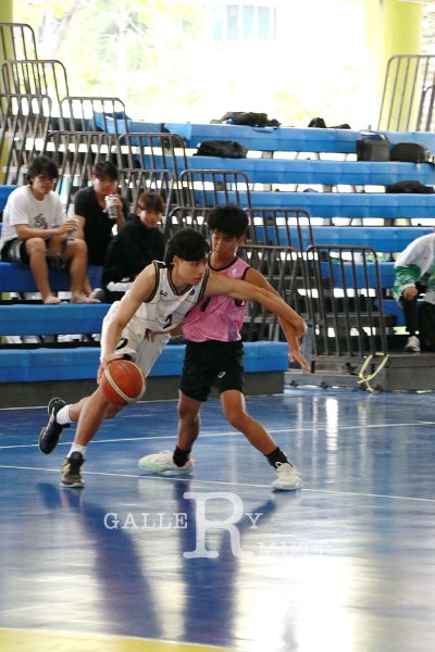 20251120-basketball-am-H15.JPG