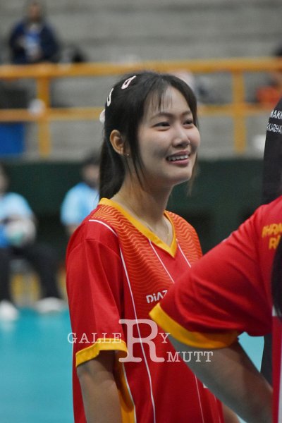 20251120-volleyballl-AM-T-121.jpg