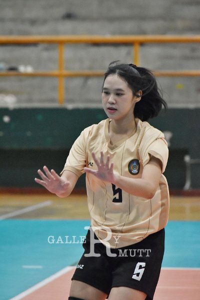20251120-volleyballl-AM-T-122.jpg