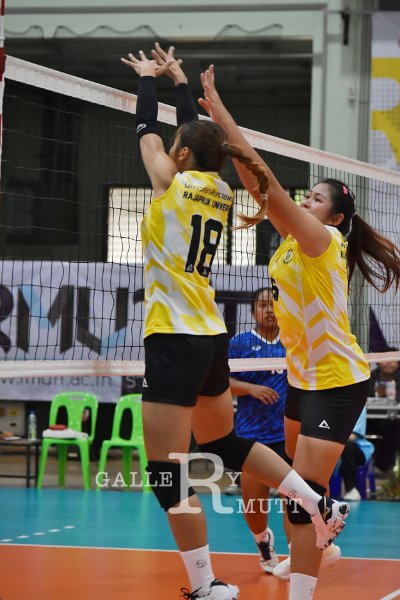20251120-volleyballl-AM-T-140.jpg
