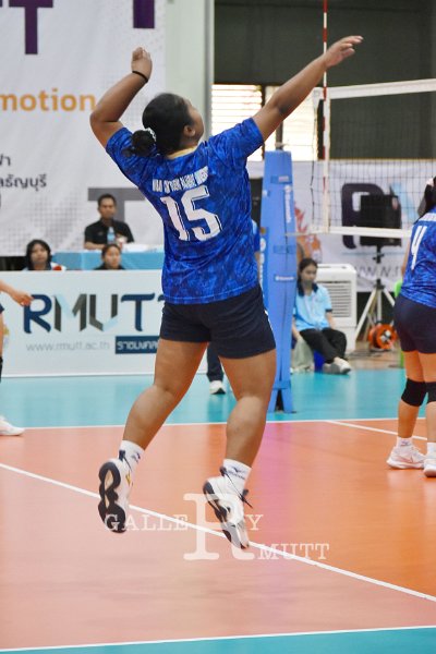 20251120-volleyballl-AM-T-149.jpg