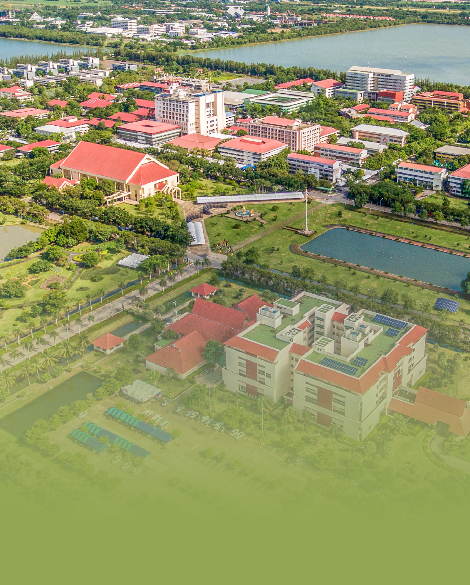 สถานที่สำคัญและตลาดนัดในมหาวิทยาลัย