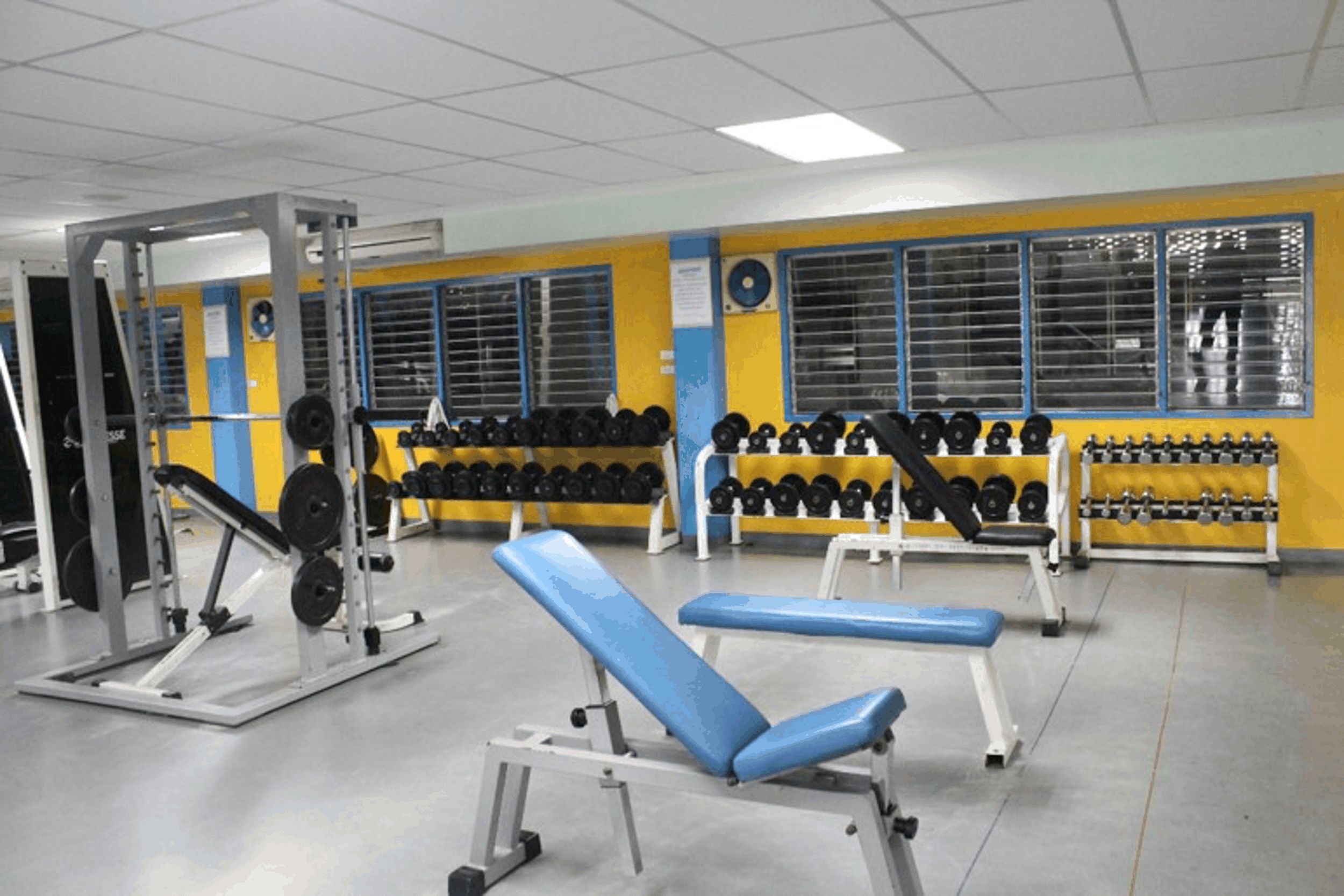 ศูนย์ออกกำลังกายฟิตเนส Fitness Center