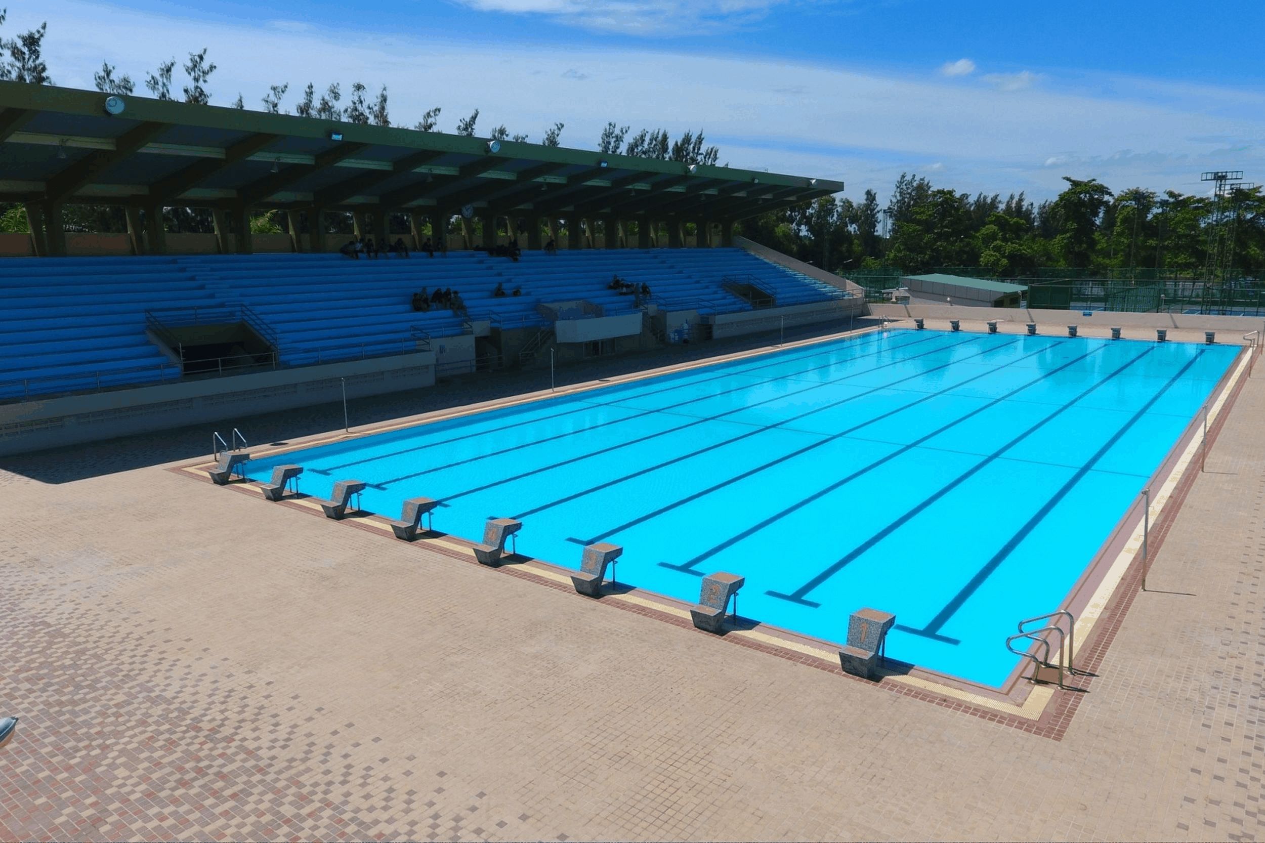 สระว่ายน้ำ Swimming pool