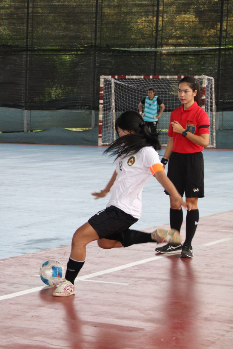 ภาพบรรยากาศการแข่งขันฟุตซอล “ธัญบุรีเกมส์” วันที่ 17 พฤศจิกายน 2568 รอบเช้า-บ่าย