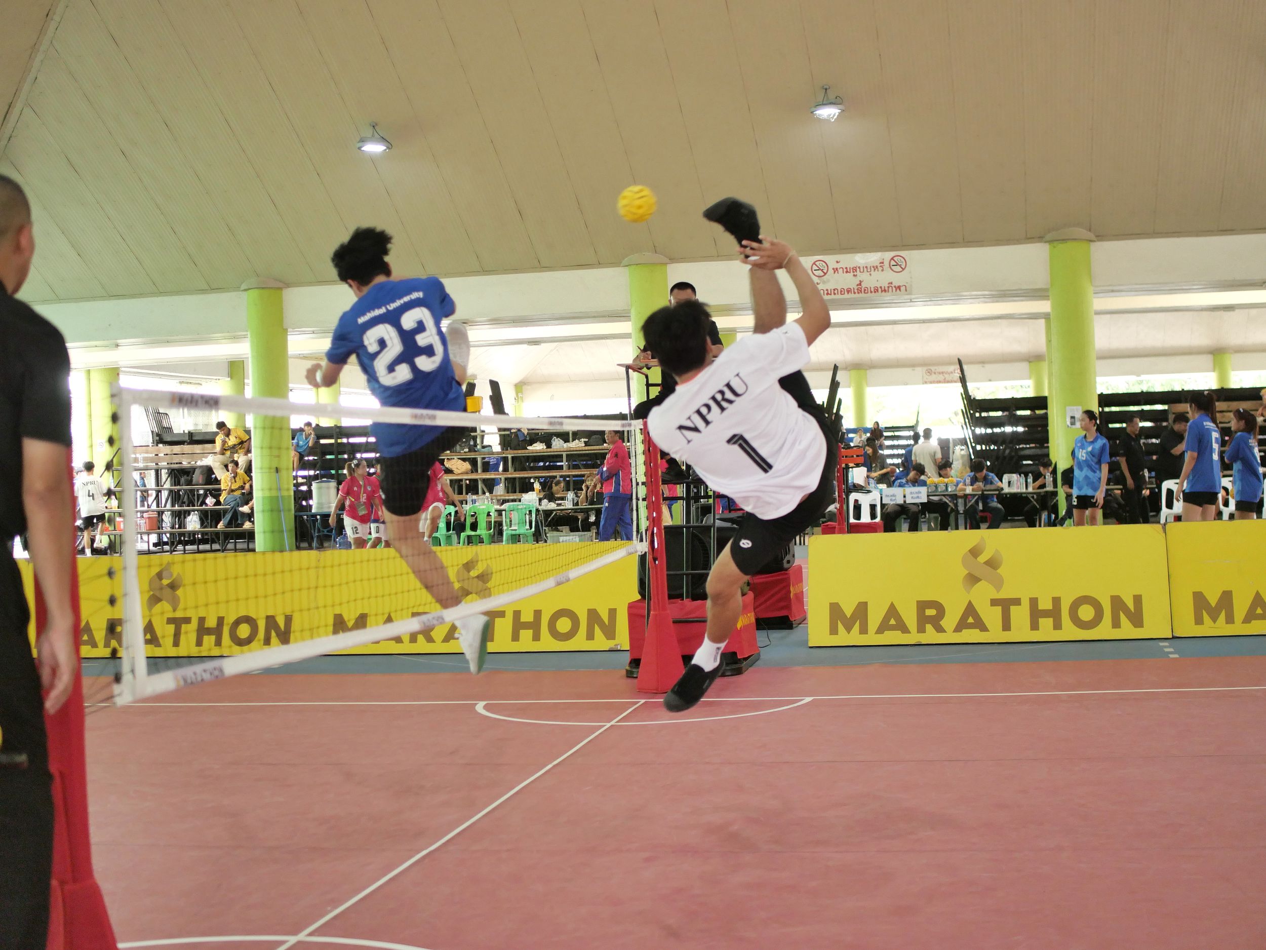 ภาพบรรยากาศการแข่งขันเซปักตะกร้อ “ธัญบุรีเกมส์” วันที่ 18 พฤศจิกายน 2568 รอบบ่าย