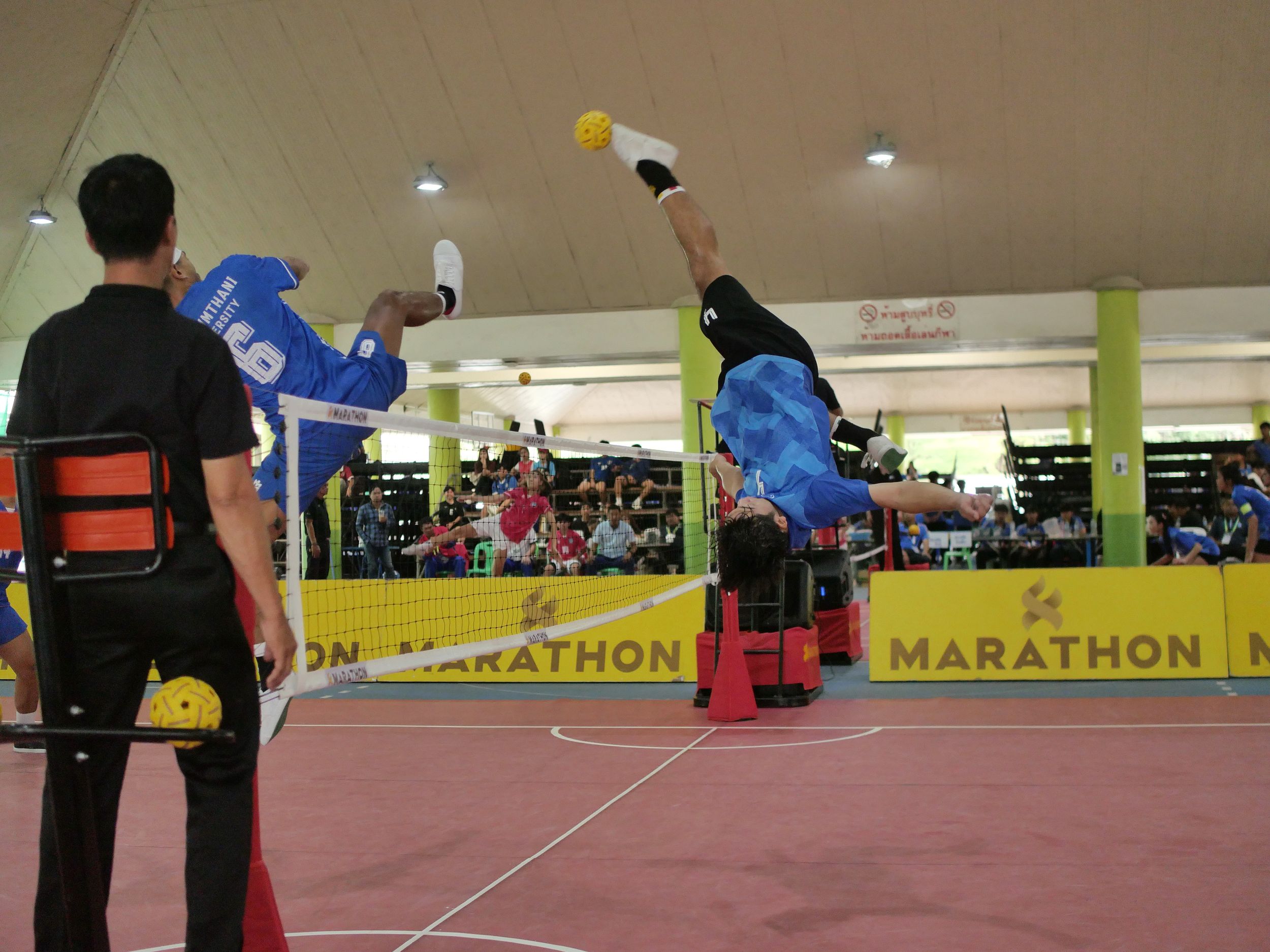 ภาพบรรยากาศการแข่งขันเซปักตะกร้อ “ธัญบุรีเกมส์” วันที่ 18 พฤศจิกายน 2568 รอบบ่าย