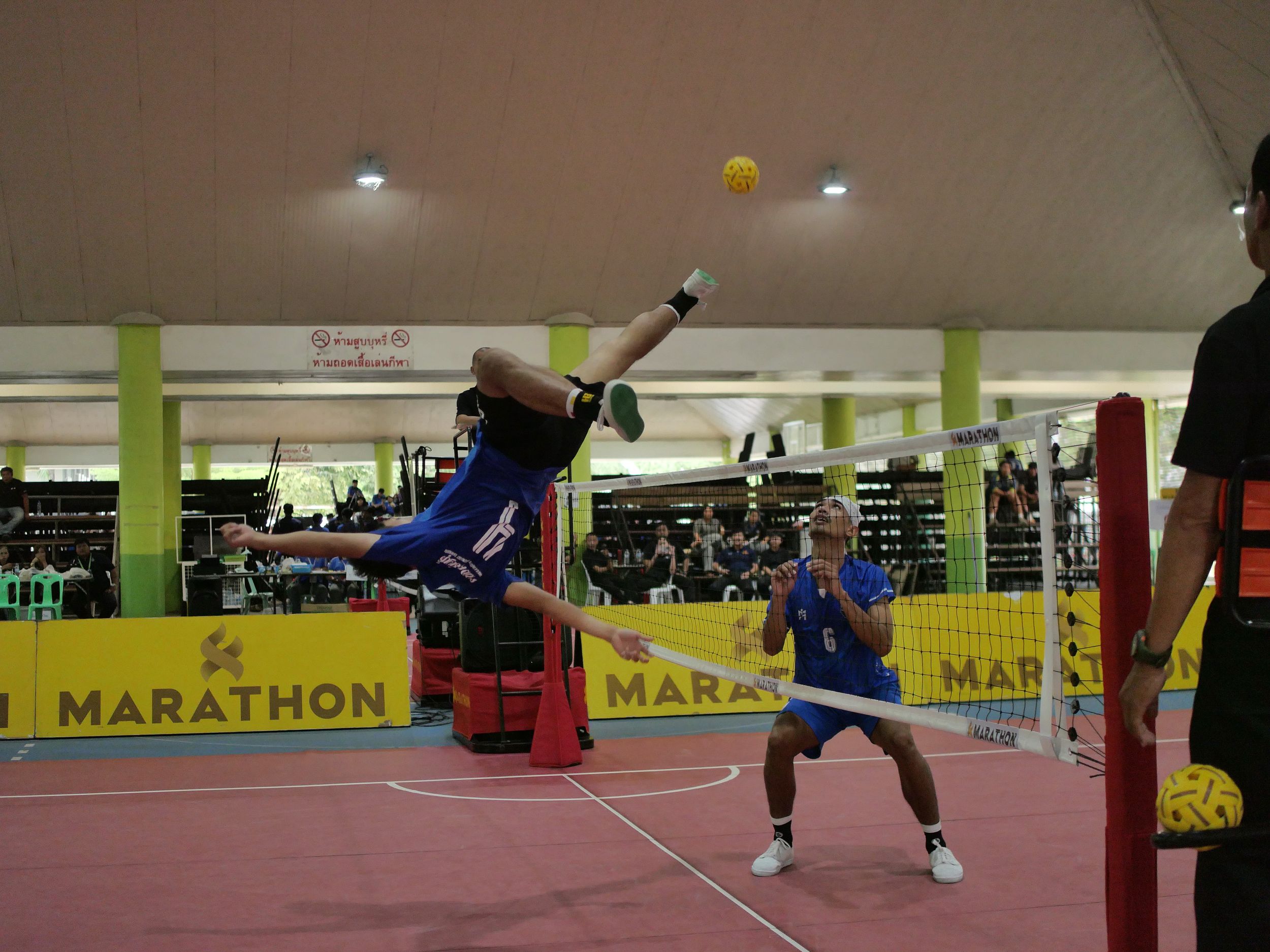 ภาพบรรยากาศการแข่งขันเซปักตะกร้อ “ธัญบุรีเกมส์” วันที่ 18 พฤศจิกายน 2568 รอบบ่าย