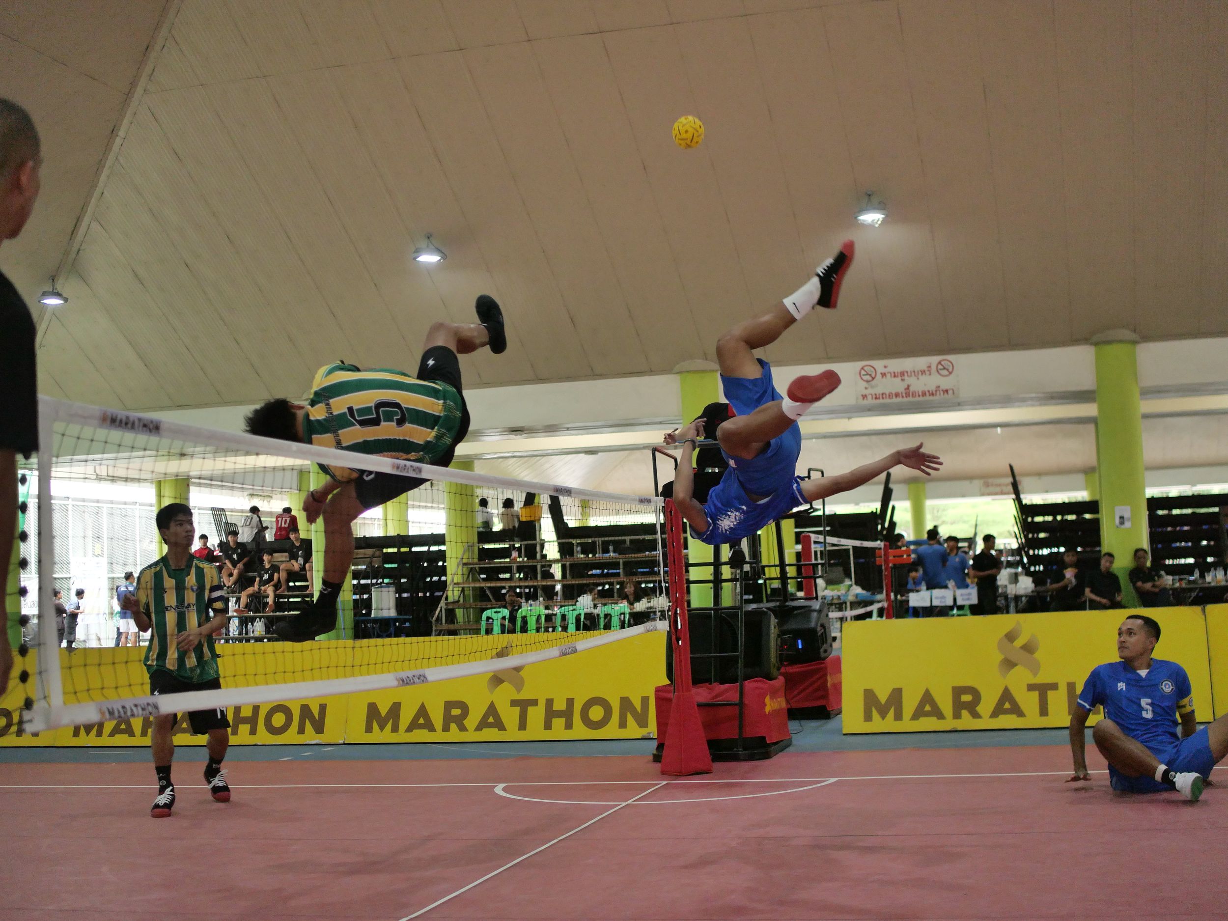 ภาพบรรยากาศการแข่งขันเซปักตะกร้อ “ธัญบุรีเกมส์” วันที่ 18 พฤศจิกายน 2568 รอบบ่าย