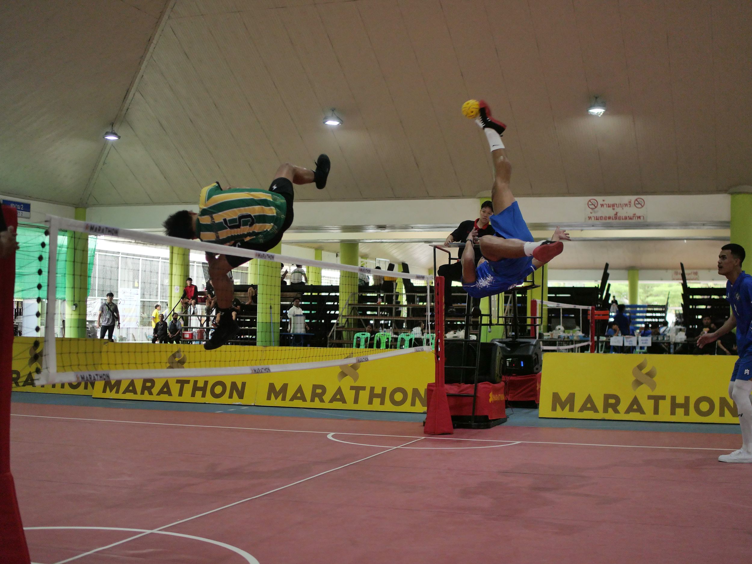 ภาพบรรยากาศการแข่งขันเซปักตะกร้อ “ธัญบุรีเกมส์” วันที่ 18 พฤศจิกายน 2568 รอบบ่าย