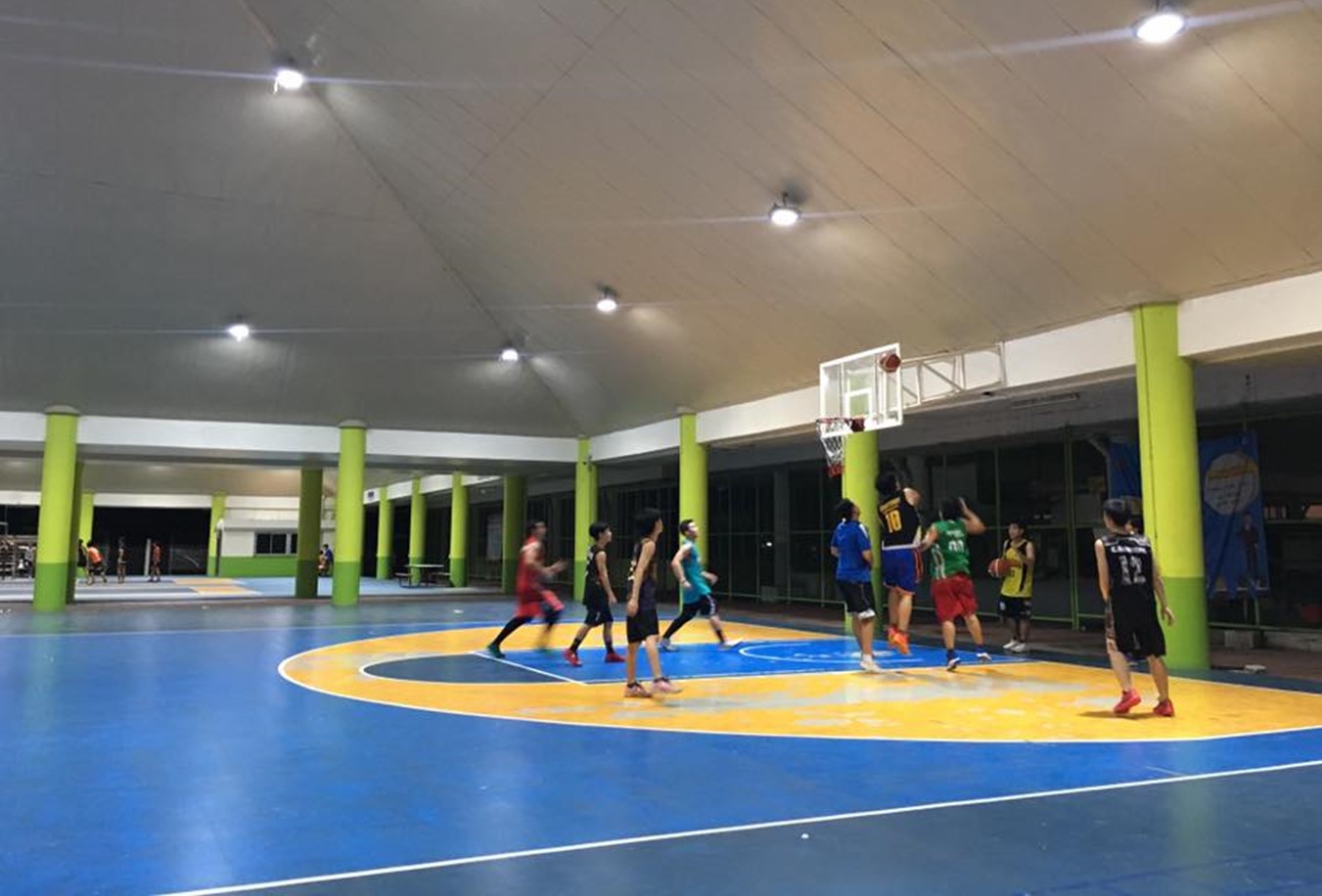 สนามบาสเกตบอล Basketball Court